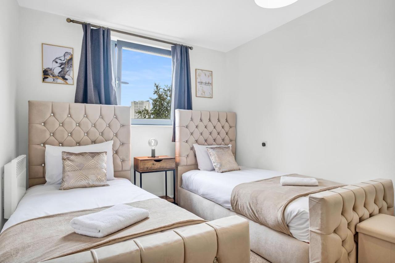 Stylish 4Th Floor 2 Bedroom En Suite City Centre Apartment With Parking By Azura Nights Birmingham Esterno foto
